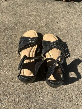 Clarks Women's Black Strappy Wedge Sandals